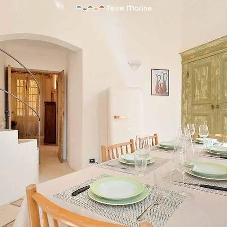 Maison Monterosso, Terremarine