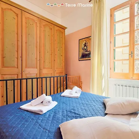 Maison Monterosso, Terremarine *