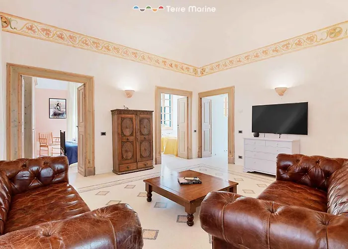 Maison Monterosso, Terremarine *